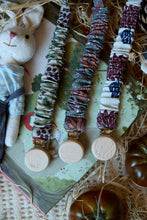 Cargar imagen en el visor de la galería, Chupetero Londres