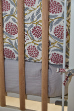 Cargar imagen en el visor de la galería, Sábana bajera bambula gris