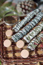 Cargar imagen en el visor de la galería, Chupetero Turin
