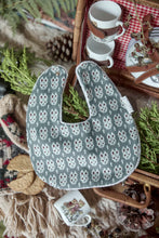 Cargar imagen en el visor de la galería, Babero Turin
