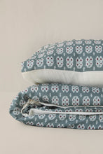 Cargar imagen en el visor de la galería, Funda almohada Turin
