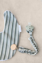 Cargar imagen en el visor de la galería, Chupetero Milán
